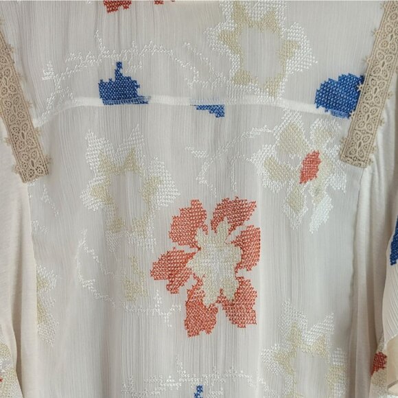 Anthropologie Tiny Boho Embroidered Top Cream Medium Cross Stitch Floral Flutter - Picture 5 of 8